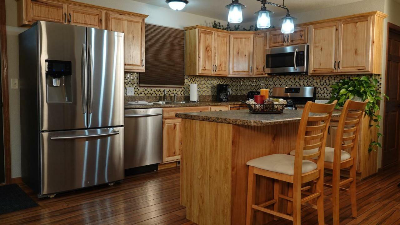Strato Rim Drive Villa Rapid City Bagian luar foto